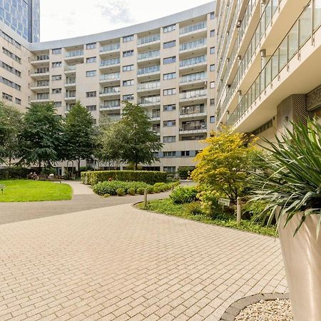 Deluxe Apartment Wronia 45 With Ac, Parking & Balcony By Renters Prestige Warszawa Exteriör bild